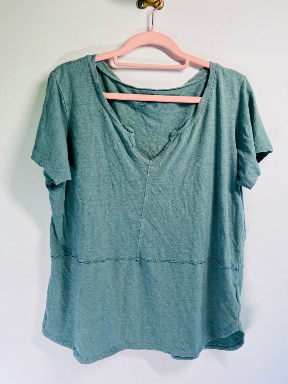 Columbia Womens Green V-Neck Short Sleeve Casual Shirt XL